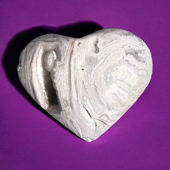 Mexican White‎ Lace Agate Druzy Heart Carving (3) - Picture 1 of 11